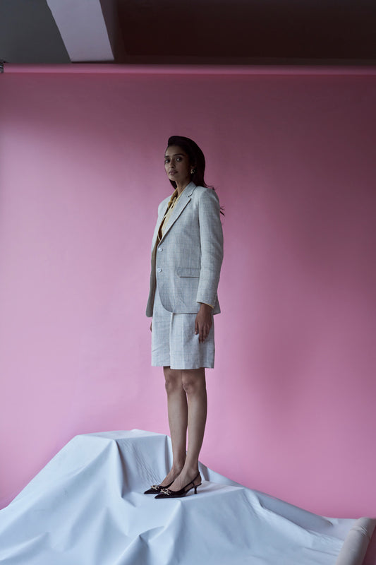 Beige check Sports coat with mom shorts